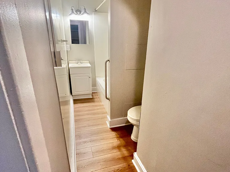 425 S Main St #2 — Photo 6