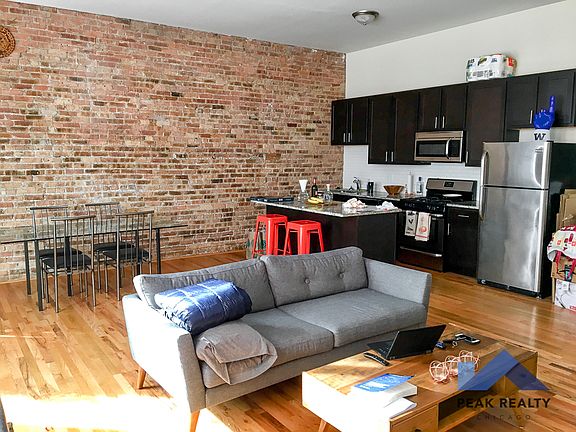 3rd image of 2025 W North Ave APT 2C