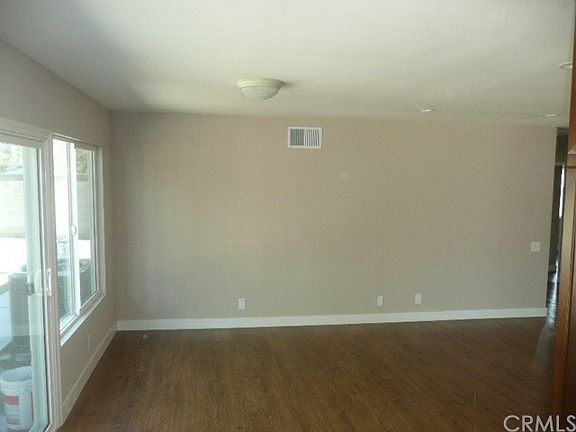 5th image of 611 E Avenue J4