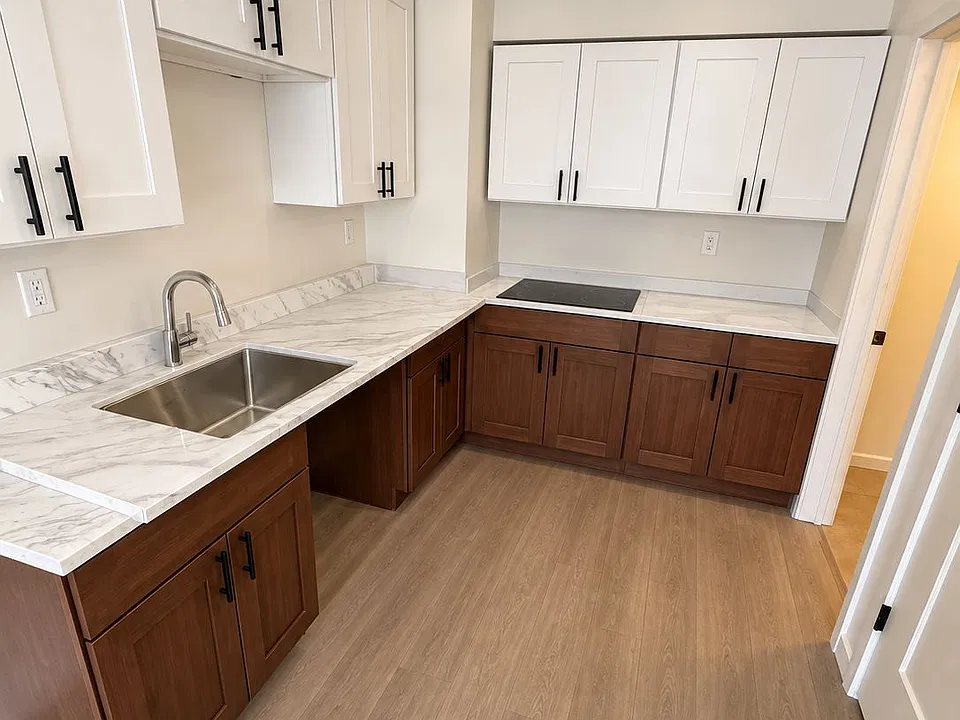 188 Broadway #2D