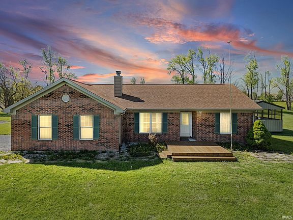 2nd image of 1109 E Creekside Ct