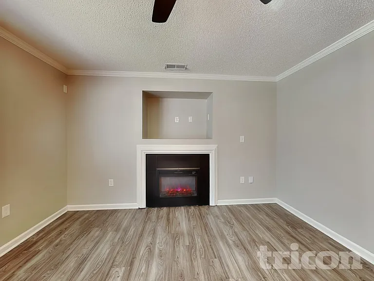 7310 Ravanna Dr — Photo 3