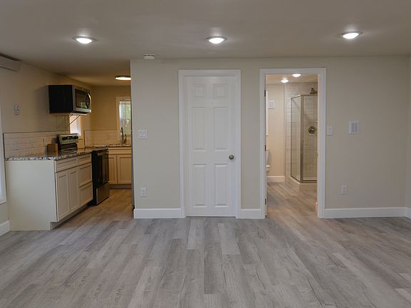 Living Area_07222022