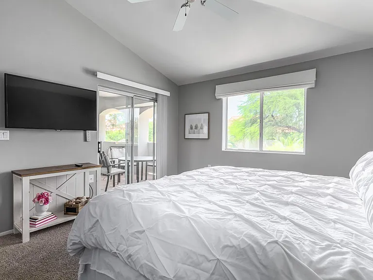 10401 N 52nd St #229 — Photo 13