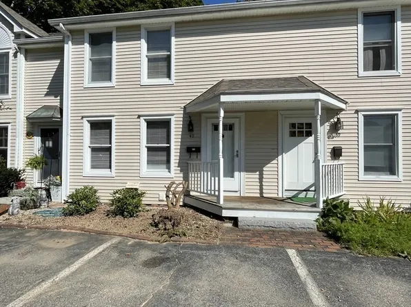 40 Lexington St, Dover, NH 03820