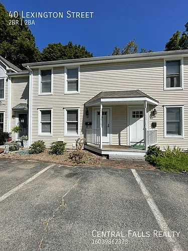 40 Lexington St Photo 1