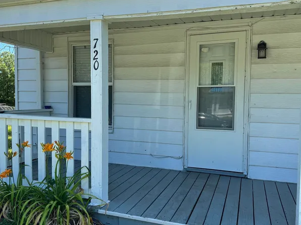 720 Van Buren St, Warsaw, MO 65355