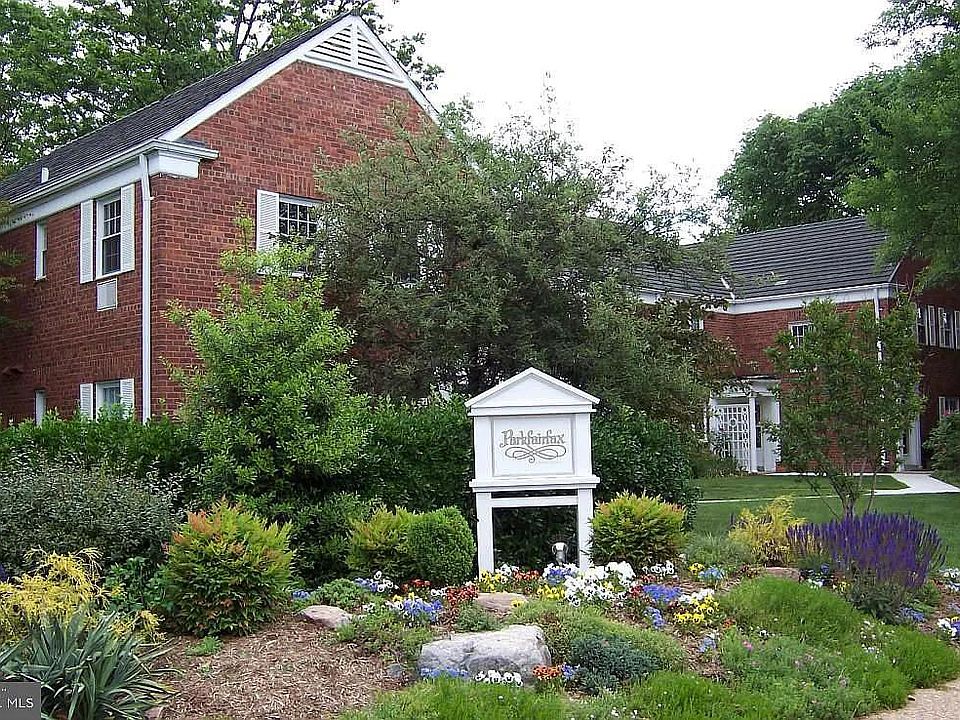 1st image of 1554 Mount Eagle Pl #961