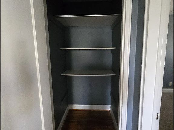 3rd image of 400 Chamberlain St APT B