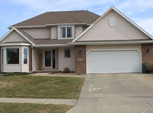 2209 NW Pleasant St, Ankeny, IA 50023