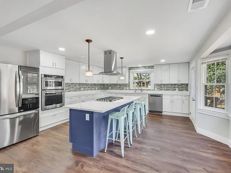 3809 Keith Ave — Photo 1