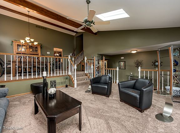 5th image of 3113 Edgecreek Dr