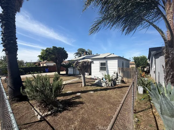 9078 Hemlock Ave, Fontana, CA 92335