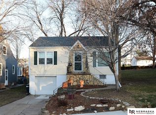 6310 Pierce St, Omaha, NE 68106