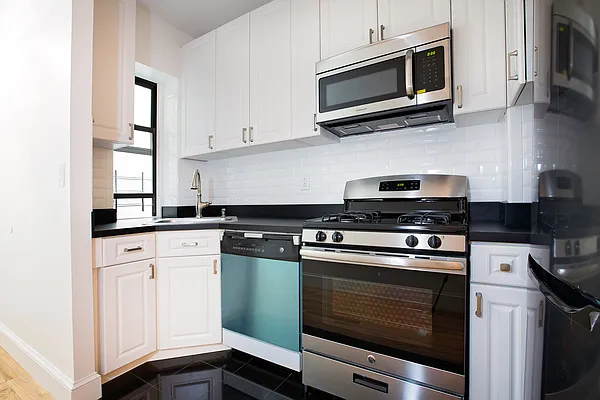 Rented by Charles Coutinho LLC | media 19