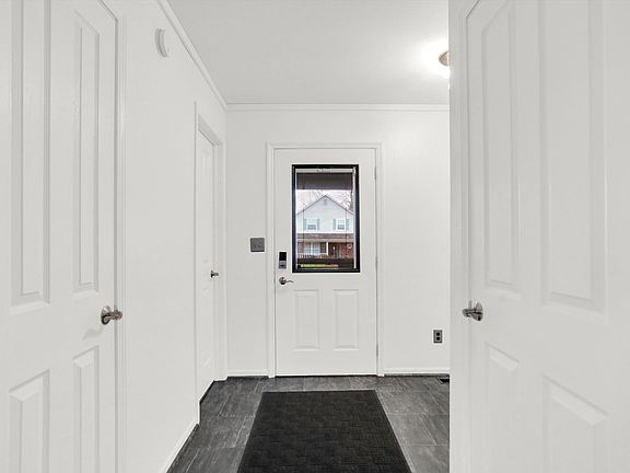 5th image of 6646 Blackthorn Dr