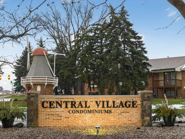 Old Mill Dr #19, Holland, MI 49423