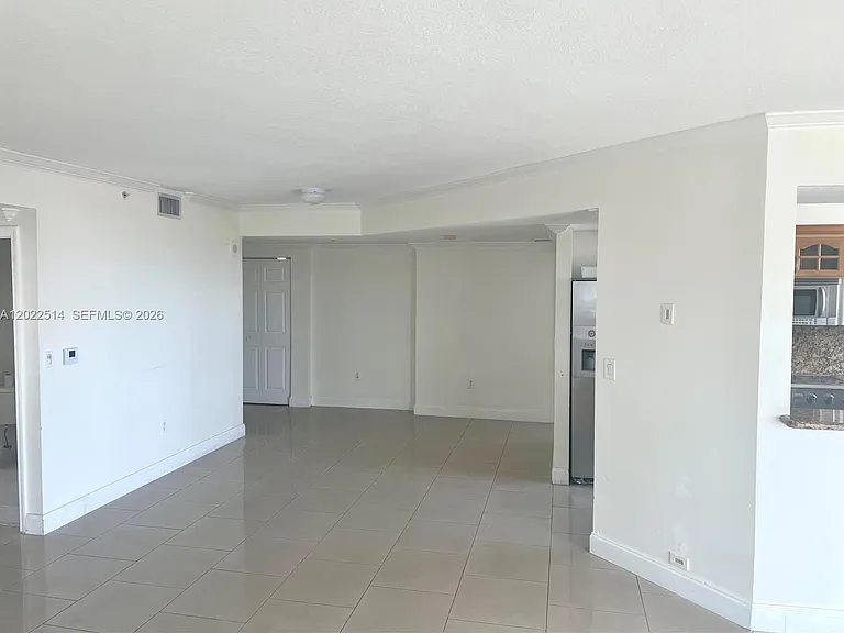 4242 NW 2nd St #1002 — Photo 4