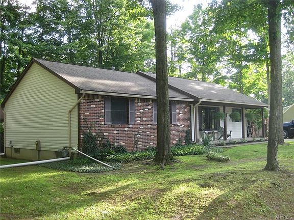 3rd image of 3125 Weller Dr