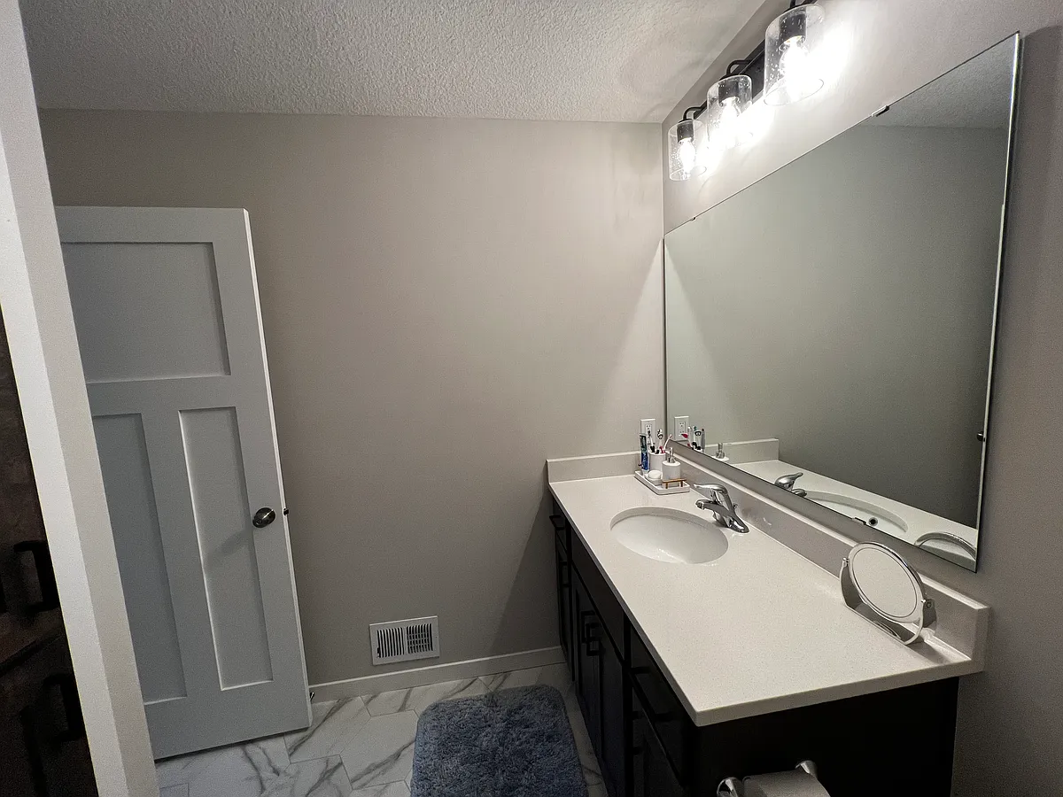 Building Photo - 7379 Degrio Way
