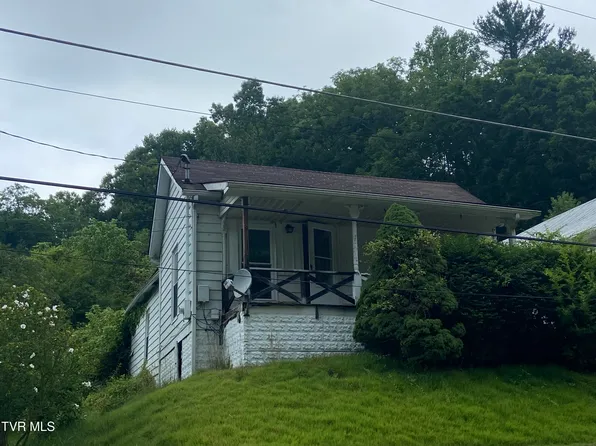 629 Meadow St NE, Coeburn, VA 24230