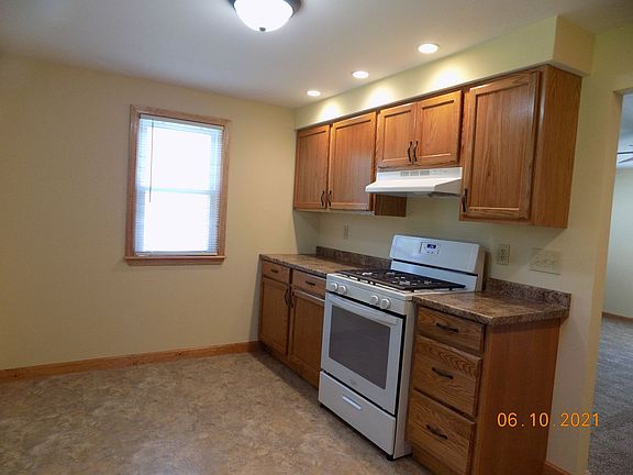 5th image of 807 Adams St #B