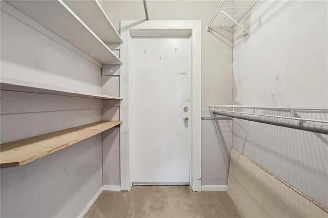 2511 Saint Charles Ave #302 — Photo 21