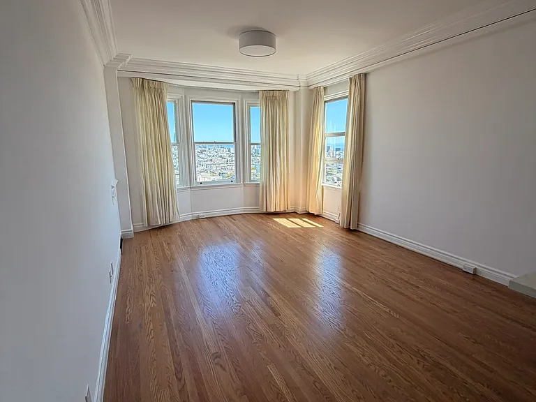 3401 Clay St #601 — Photo 5