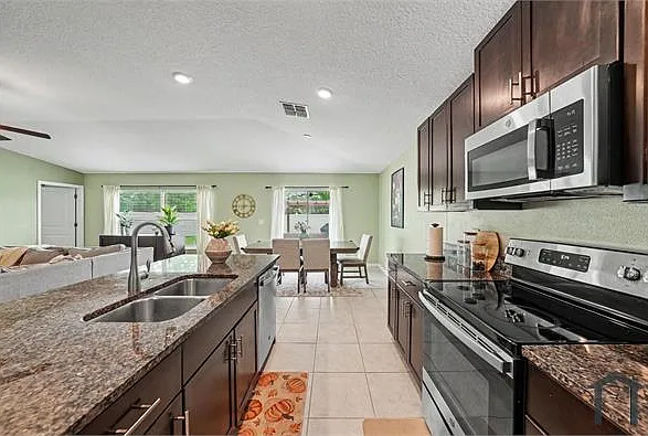 13003 Majestic Garden Ln — Photo 5
