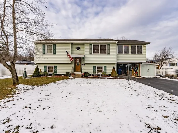 220 Senator St, Springfield, MA 01129