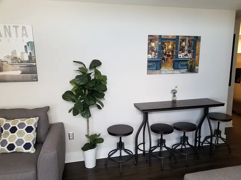 2 bed, 1200 sqft, $1,900 — Photo 3