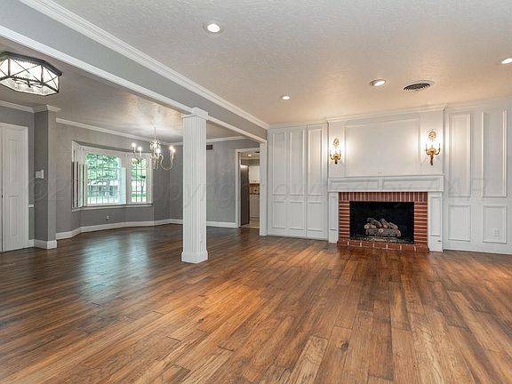 4th image of 4105 Julie Dr