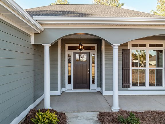 4th image of 1340 Bellingham Drive