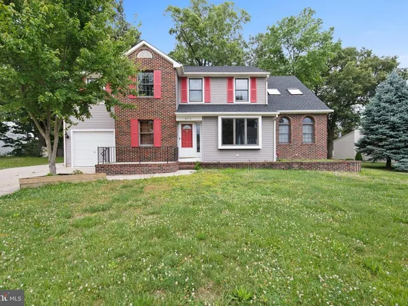 8270 Corbett Rd, Pennsauken, NJ 08109