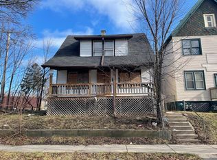 2950 N 17th St, Milwaukee, WI