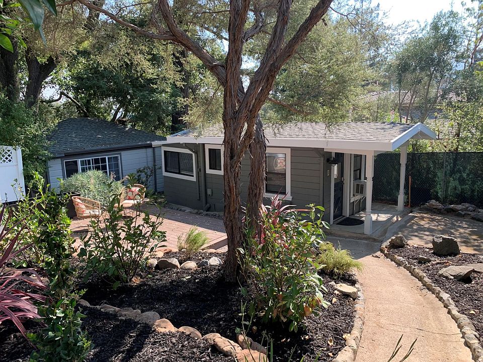 1st image of 79 Prospect Ave