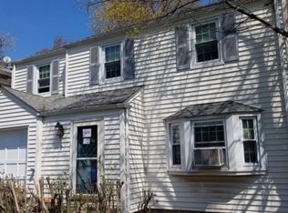 124 Cedar St, Cedar Grove, NJ 07009