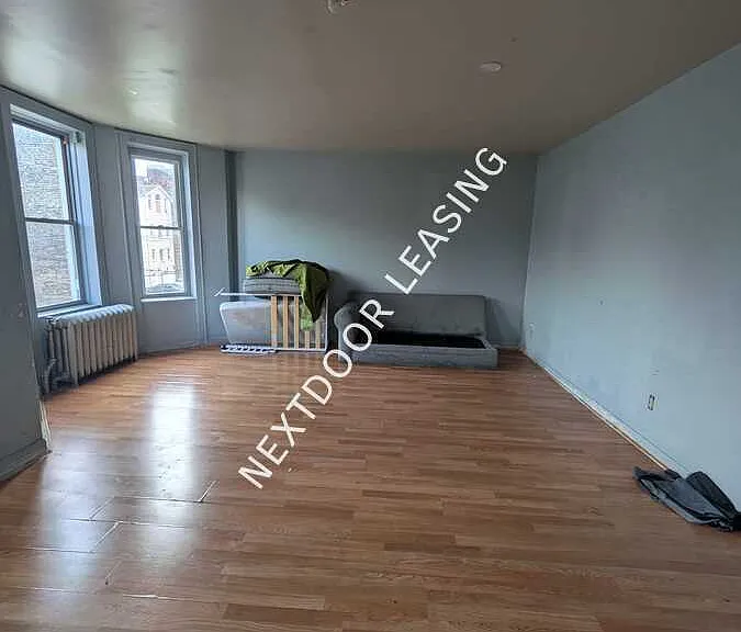 21 Bergen Ave #2M — Photo 7