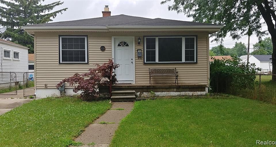 1st image of 18346 Powers Ave