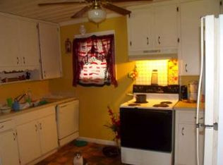 712 Flatwoods Rd, Leesburg, FL 34748