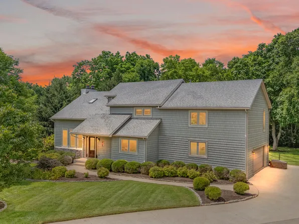 2822 Florican Cir, Lexington, KY 40511