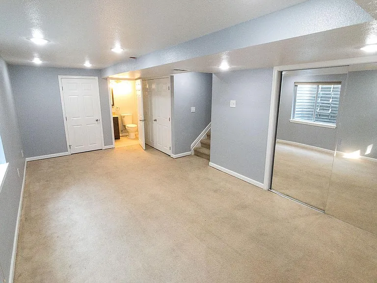 1105 Stoneham St — Photo 32