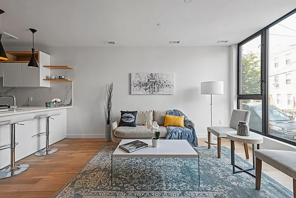 Sold by Nest Seekers International | media 1