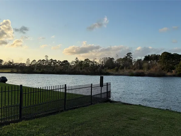 18821 Aquatic Dr, Humble, TX 77346