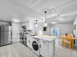 3416 N 44th St UNIT 63, Phoenix, AZ 85018