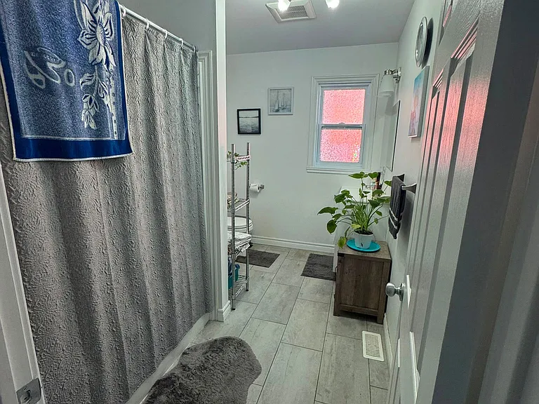 334 Telegraph Rd — Photo 12