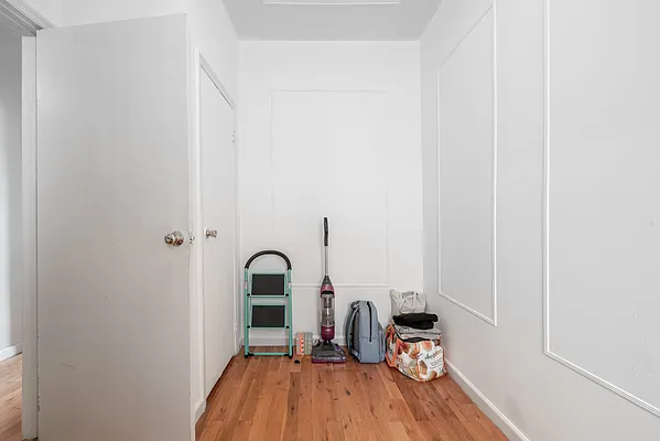 Rented by Joel Scharf, LREB | media 15