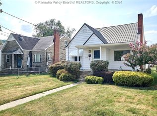 317 24th St, Dunbar, WV 25064