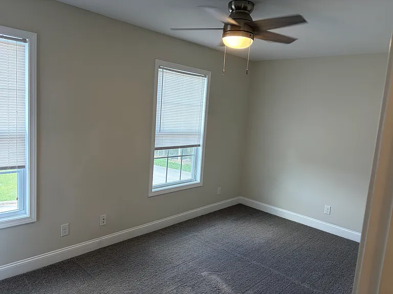 416 Hughes St #A — Photo 10