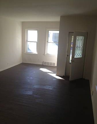 5th image of 1517 Newman Ave